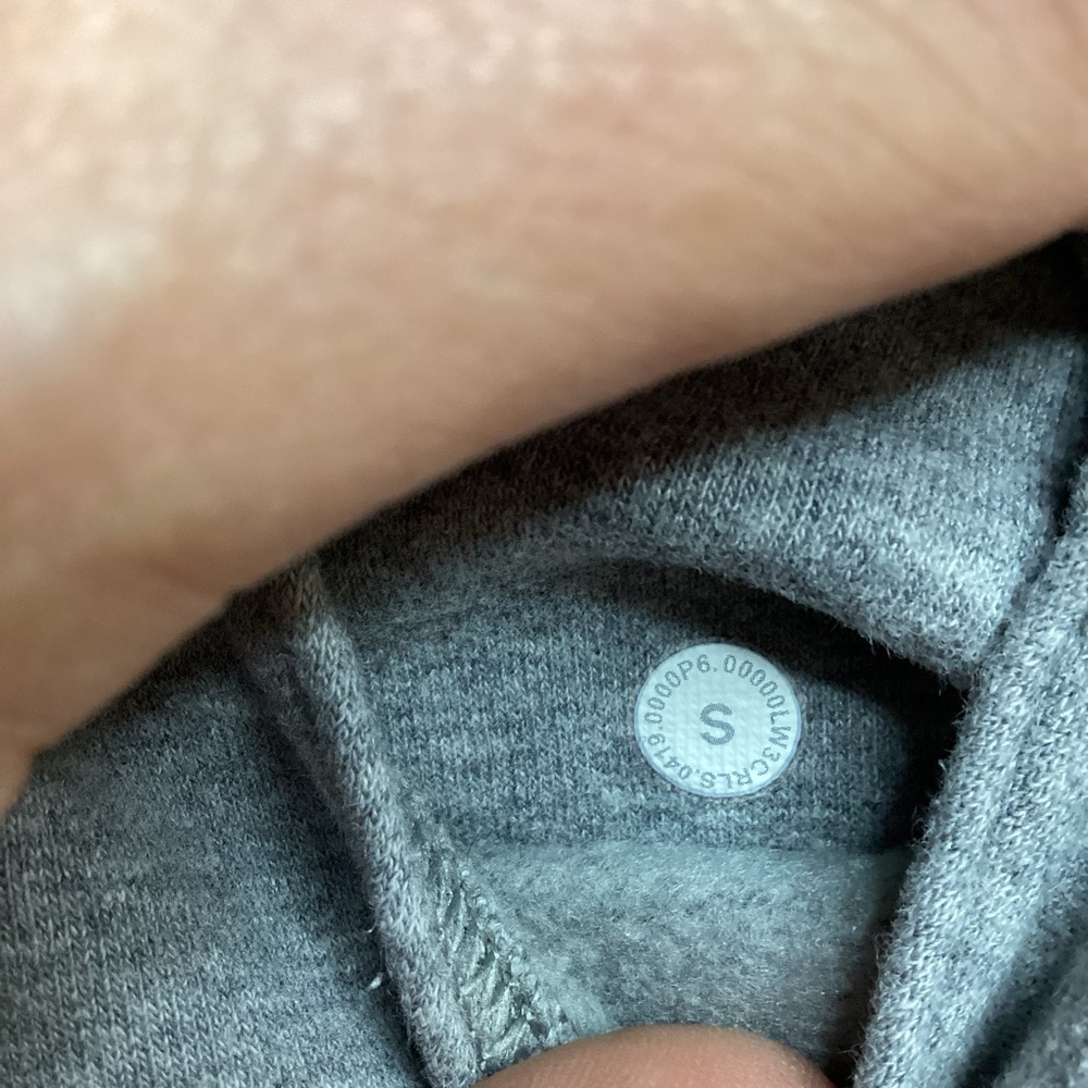 Lululemon Women’s Heather Gray Pullover Hoodie - Picture 6 of 7